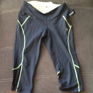 NWT Old navy Active pants